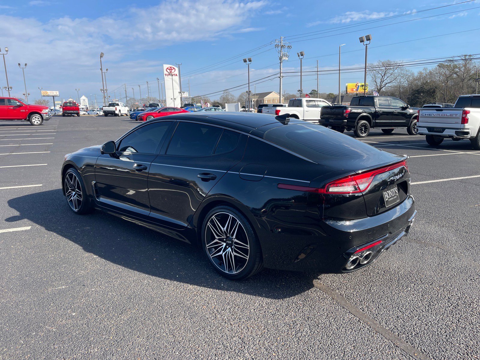 Used 2022 Kia Stinger GT2 image 14