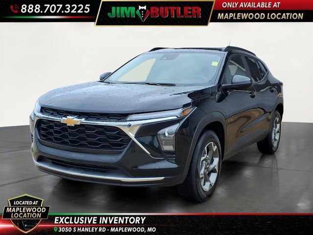 Used 2026 Chevrolet Trax LT FWD image 1