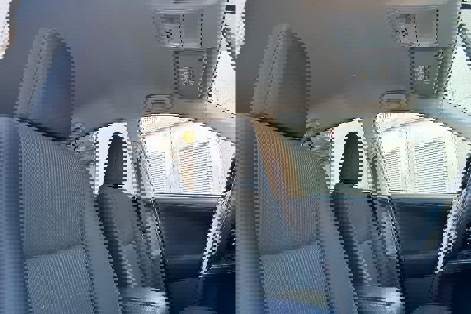 Used 2016 Toyota RAV4 LE FWD image 18