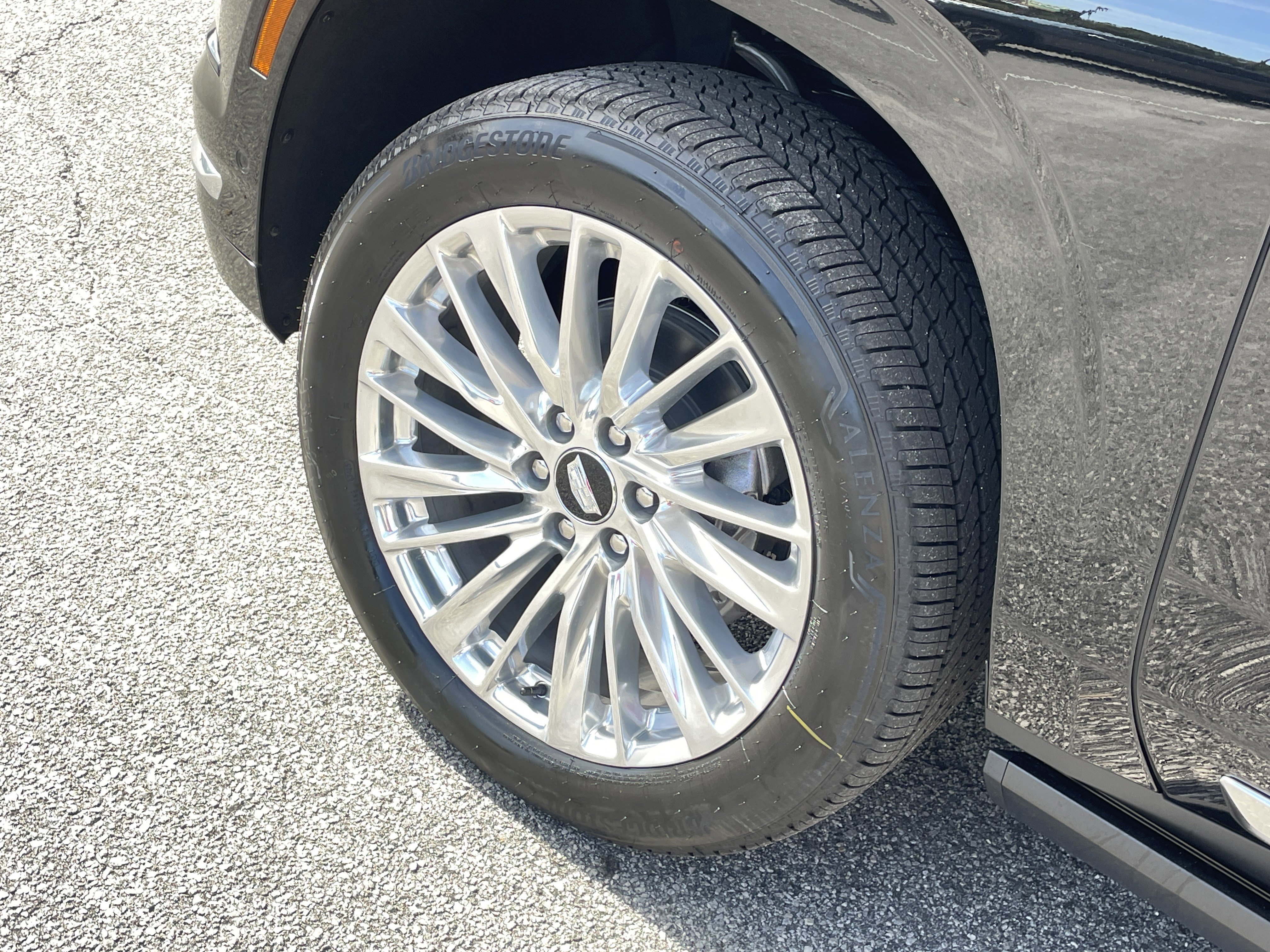 New 2026 Cadillac Escalade Luxury image 29