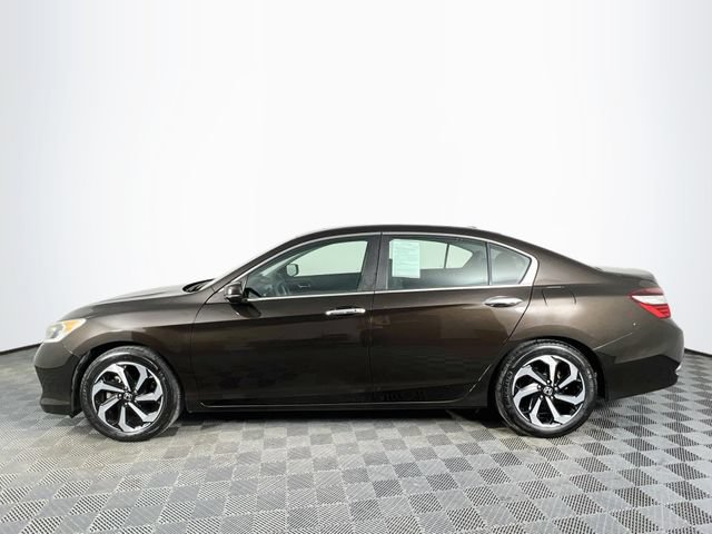 Used 2016 Honda Accord EX image 3