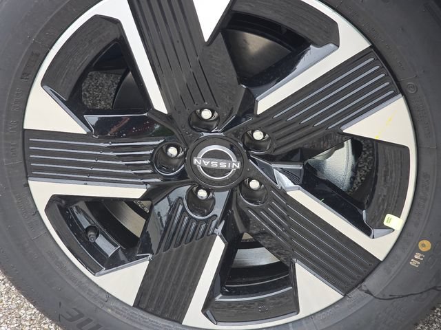 New 2026 Nissan Kicks SV w/ SV Premium Package AWD/4WD image 10