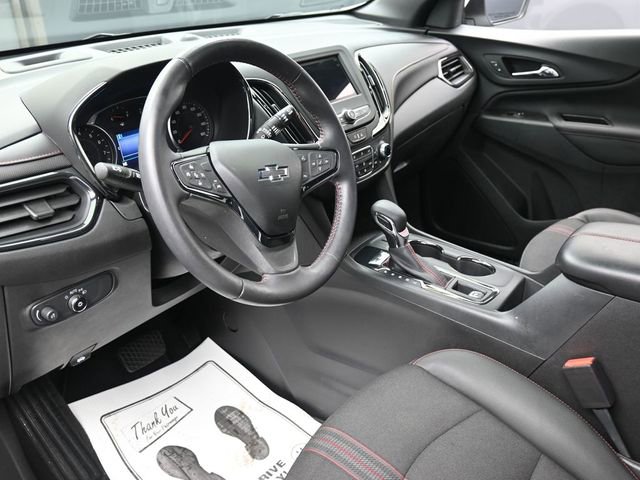 Used 2022 Chevrolet Equinox RS w/ LPO, Floor Liner Package image 14