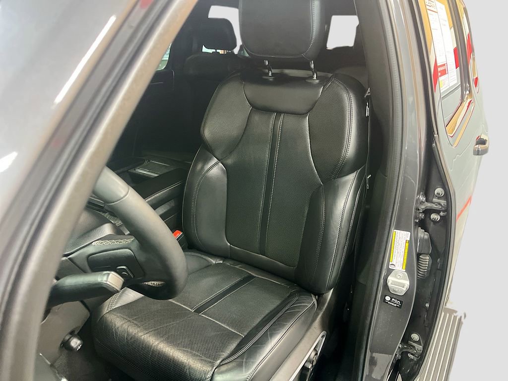 Used 2022 Jeep Wagoneer Series III w/ Premium Group I image 20