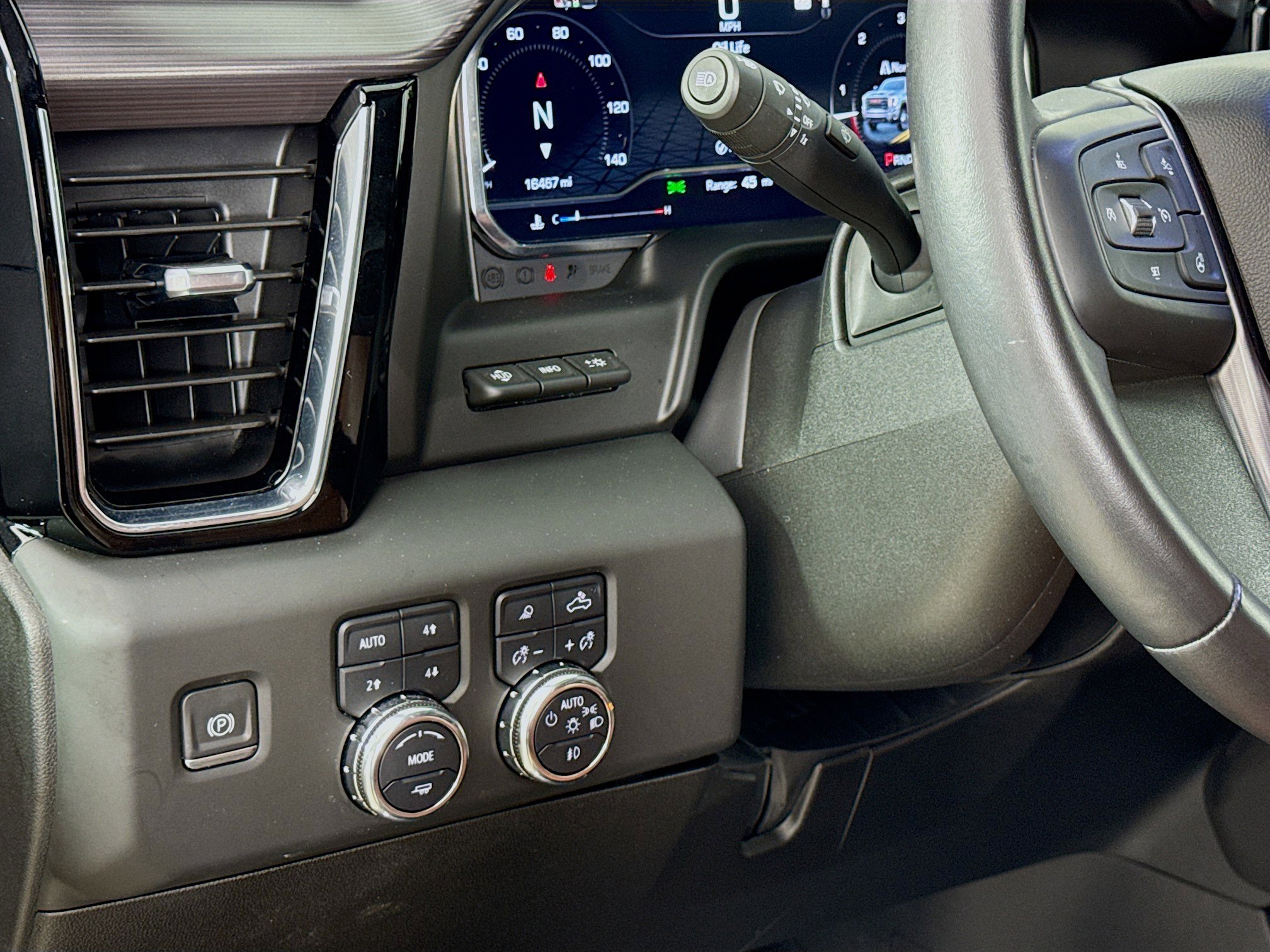 Used 2024 GMC Sierra 3500 Denali Ultimate image 10