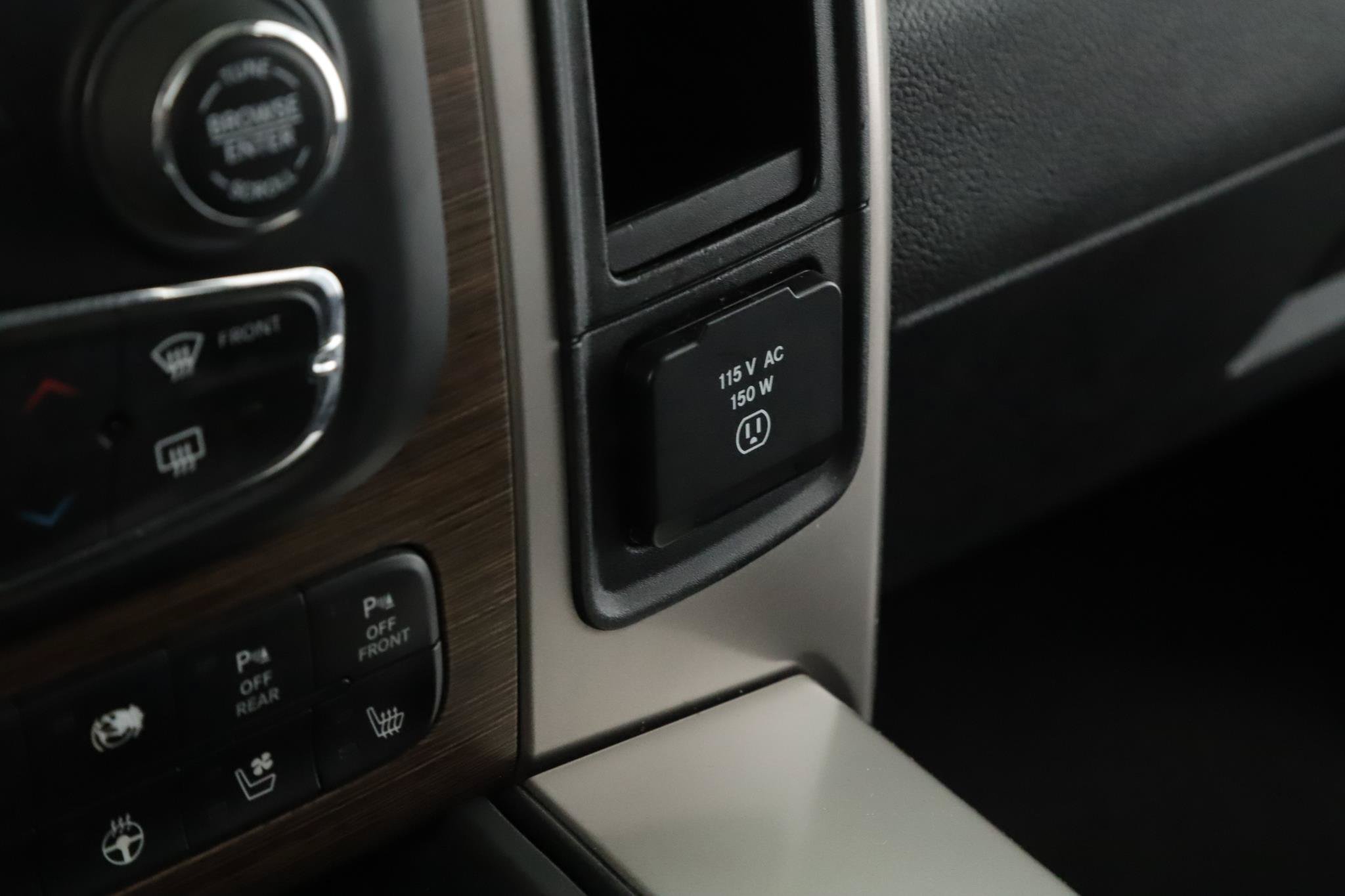 Used 2017 RAM 2500 Laramie w/ Sport Appearance Group AWD/4WD image 16