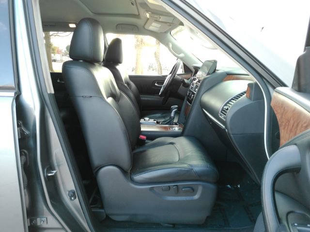Used 2023 Nissan Armada SL w/ Captain's Chairs Package image 23