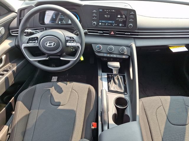 New 2026 Hyundai Elantra SE FWD image 10