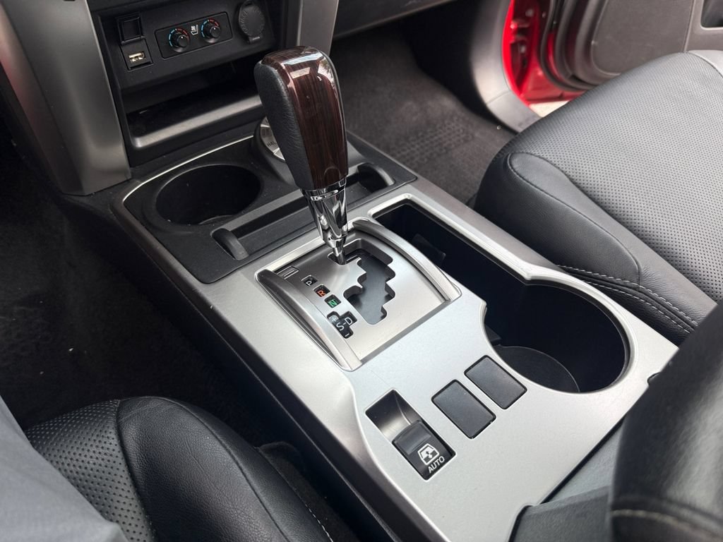 Used 2023 Toyota 4Runner Limited AWD/4WD image 19