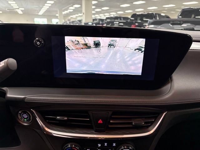 Used 2024 Buick Encore GX Preferred FWD image 18