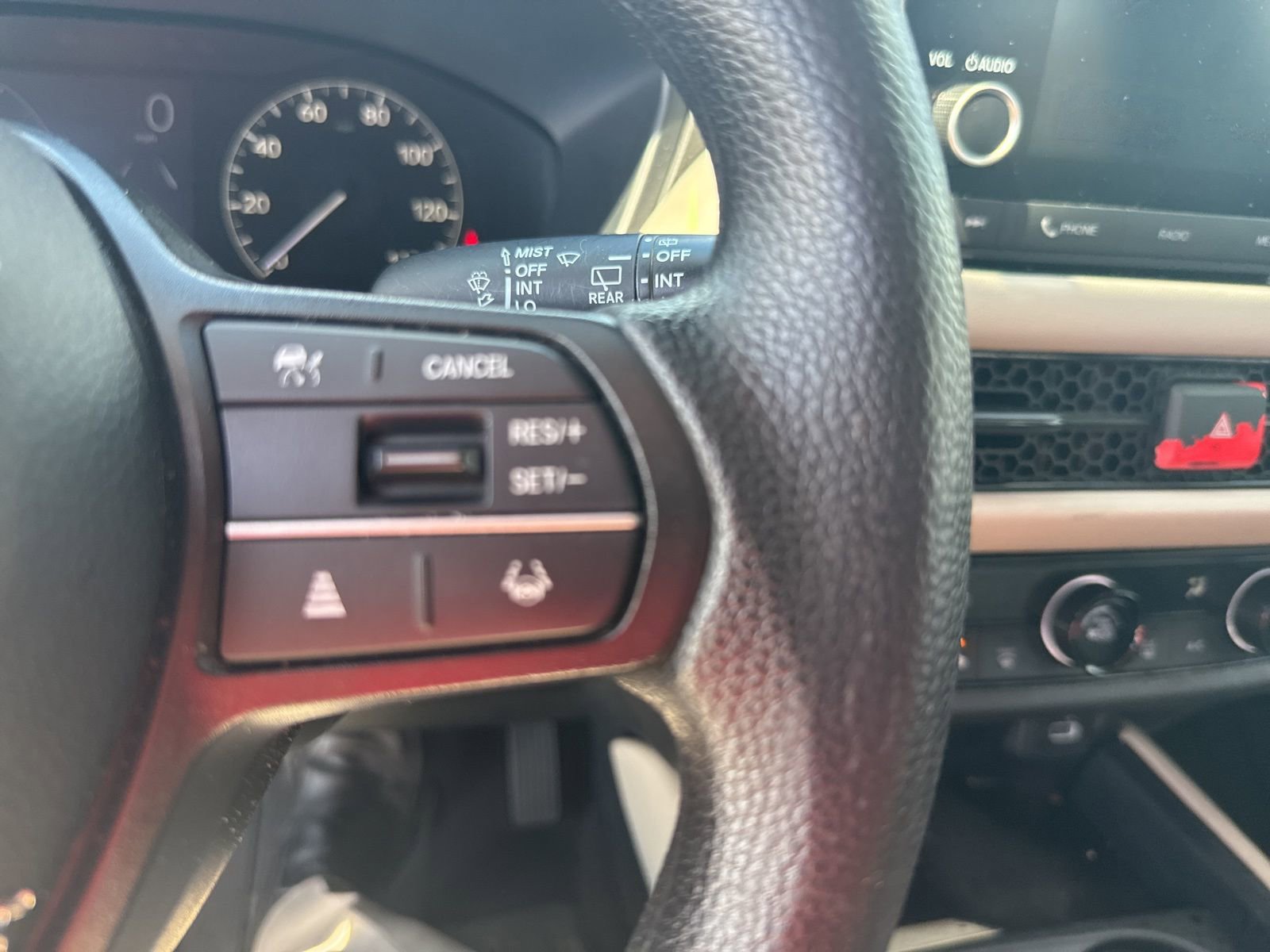 Certified 2024 Honda HR-V LX image 16