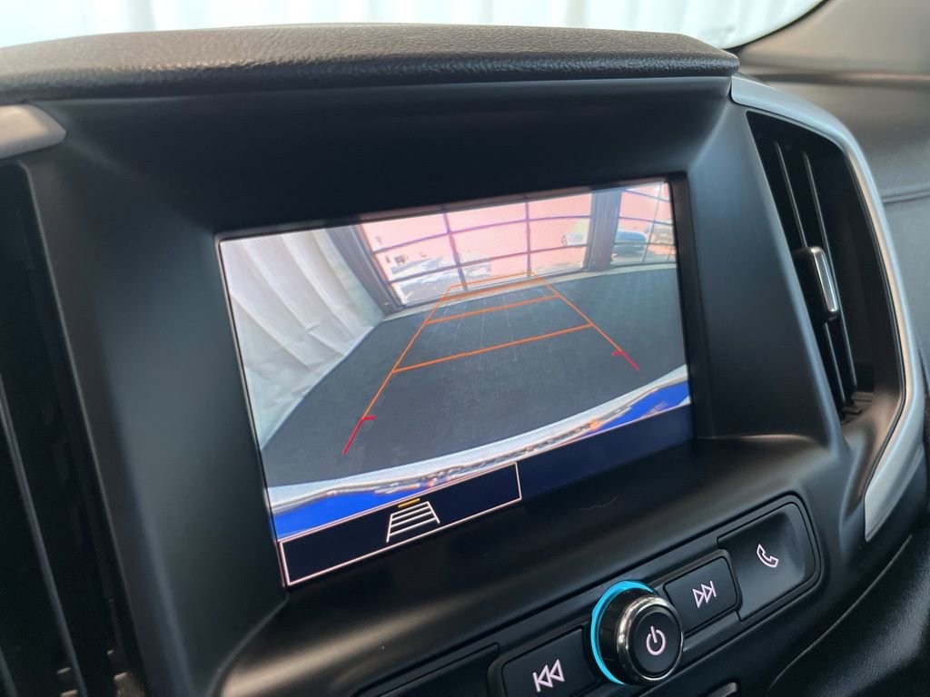 Used 2023 GMC Terrain SLE image 12