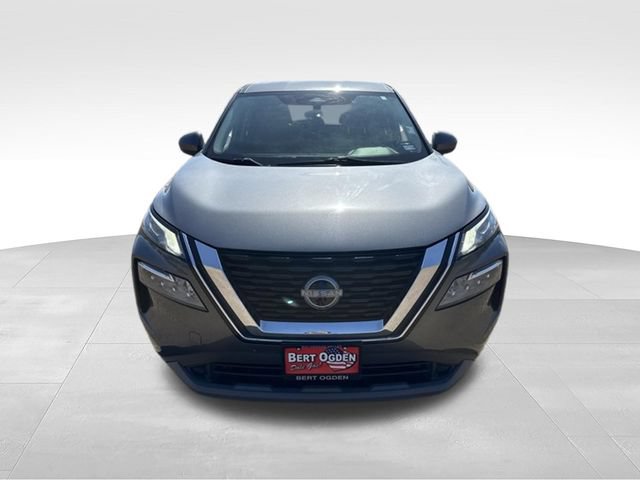 Certified 2023 Nissan Rogue SV FWD image 2