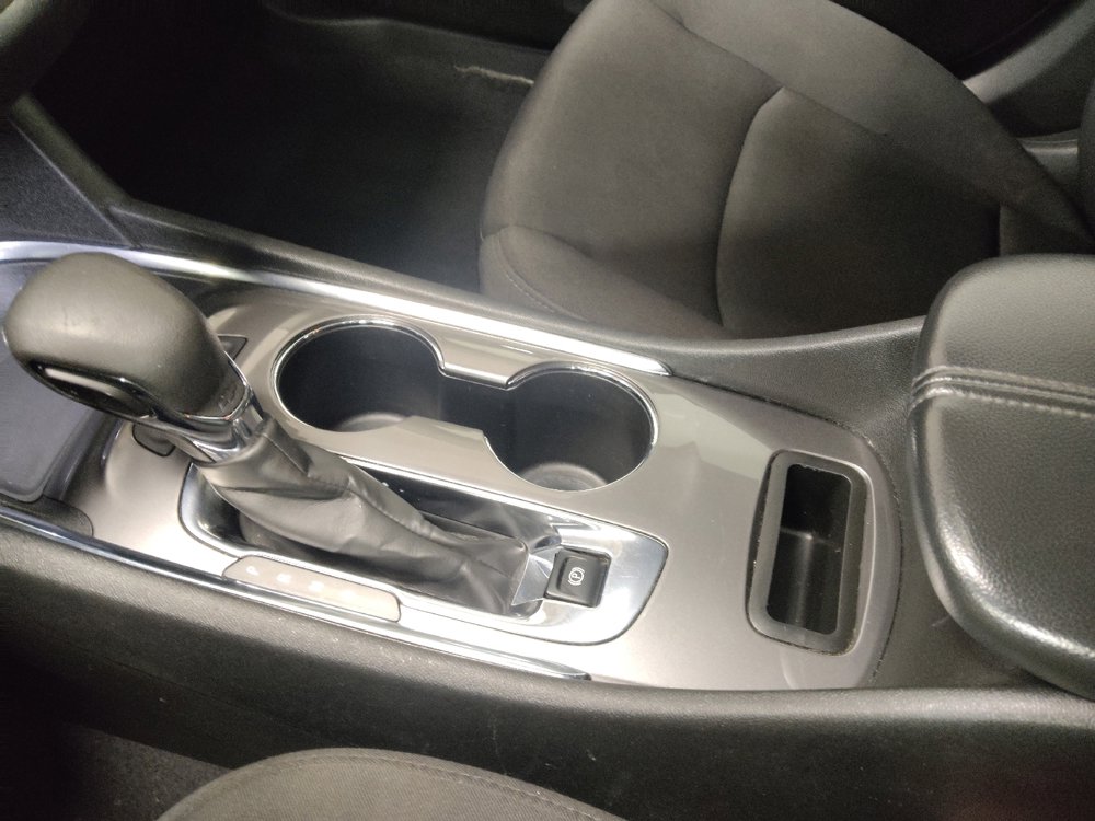 Used 2023 Chevrolet Malibu LT FWD image 26