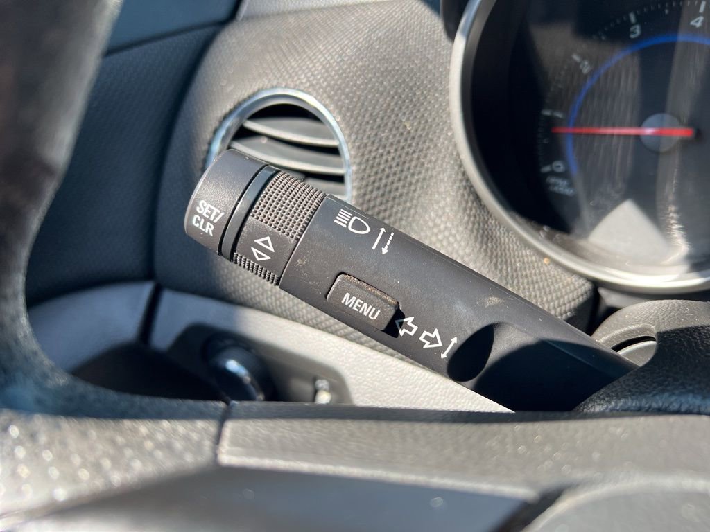 Used 2016 Chevrolet Cruze LT image 14