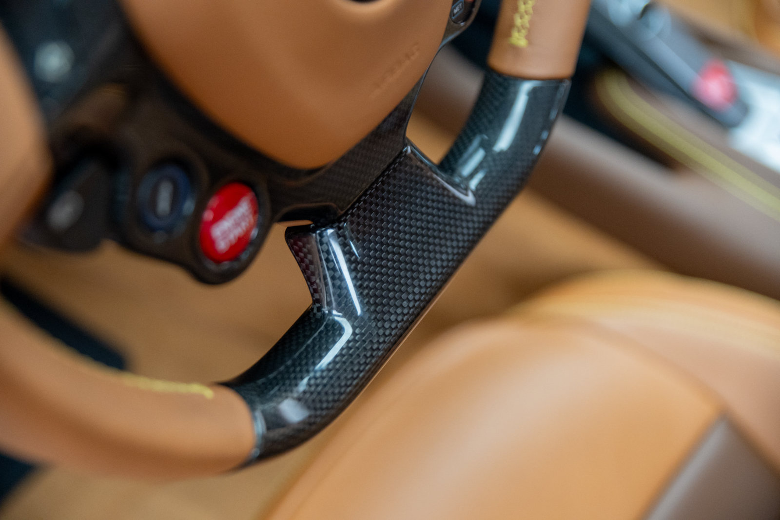 Used 2016 Ferrari F12 Berlinetta RWD image 20