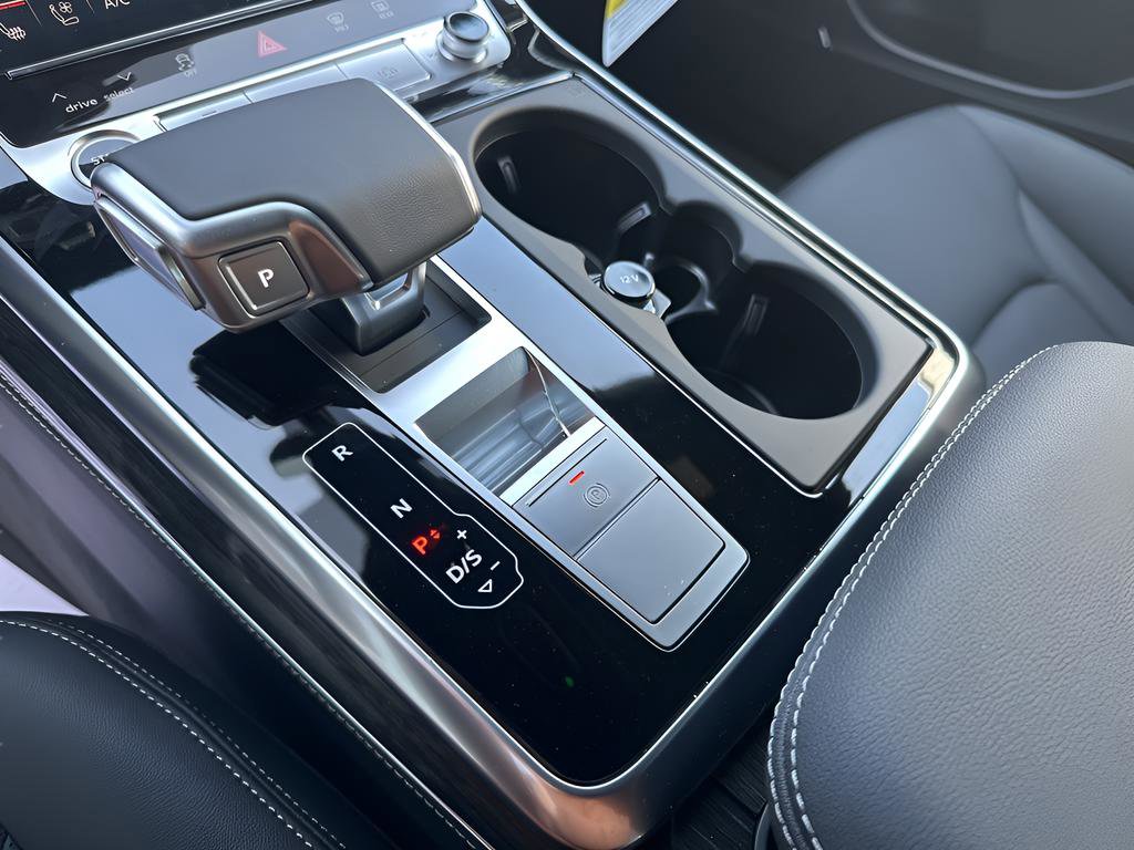 New 2026 Audi Q8 Premium Plus image 15