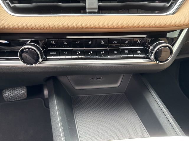 New 2026 Chevrolet Equinox ACTIV w/ Convenience Package III image 26