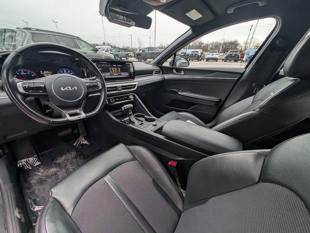 Used 2022 Kia K5 GT-Line image 2