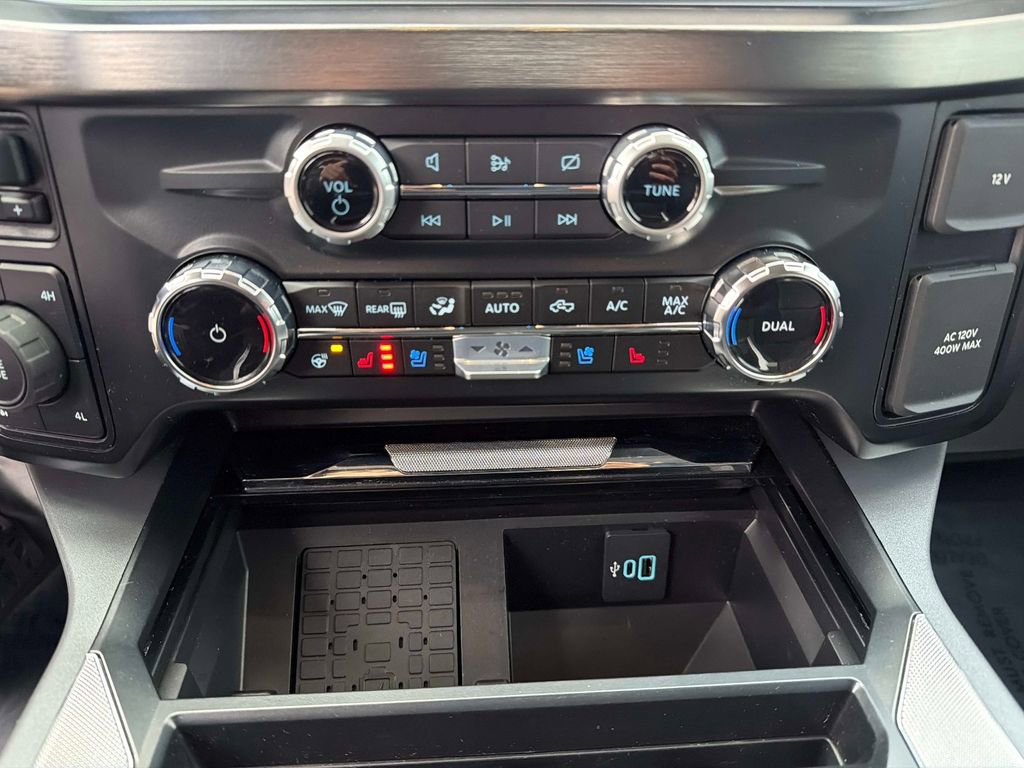 Used 2024 Ford F350 Lariat w/ Chrome Package AWD/4WD image 24