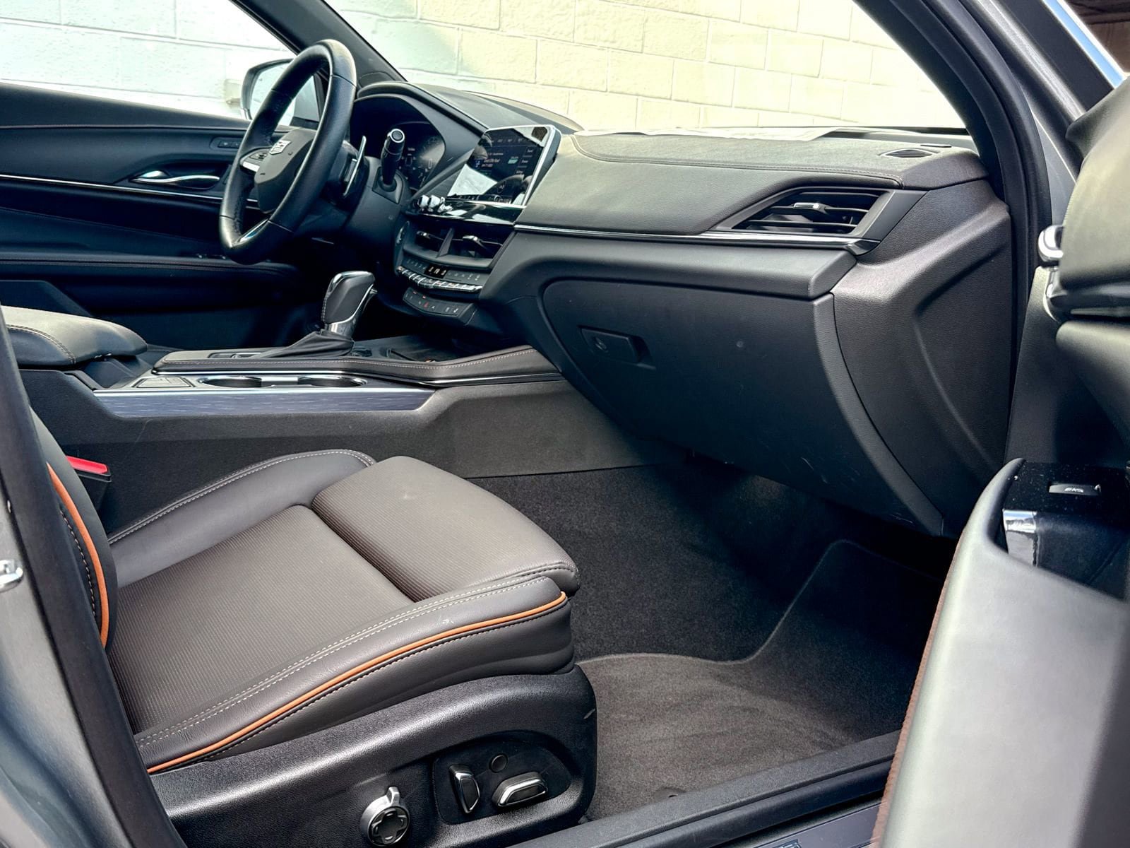 New 2025 Cadillac CT4 Sport w/ Technology Package RWD image 12