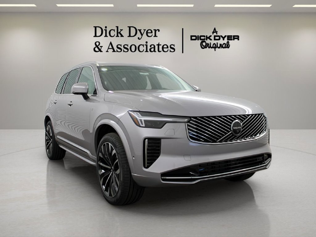 Certified 2026 Volvo XC90 B5 Plus w/ Protection Package Premier AWD/4WD image 10