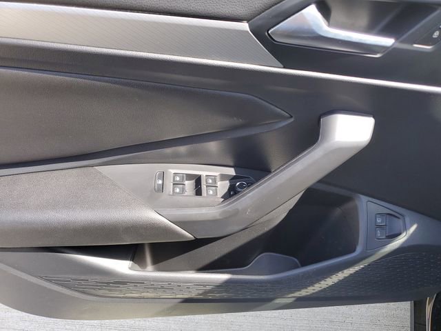 Used 2021 Volkswagen Jetta SE FWD image 19