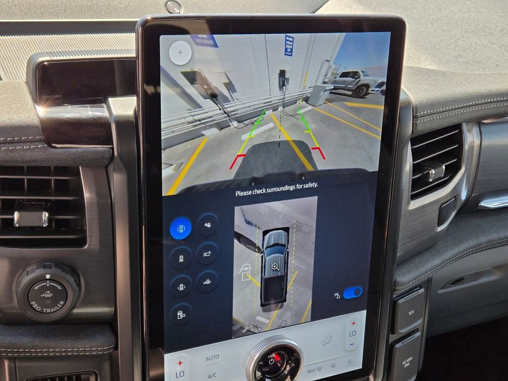 New 2025 Ford F150 Lightning Flash AWD/4WD image 18