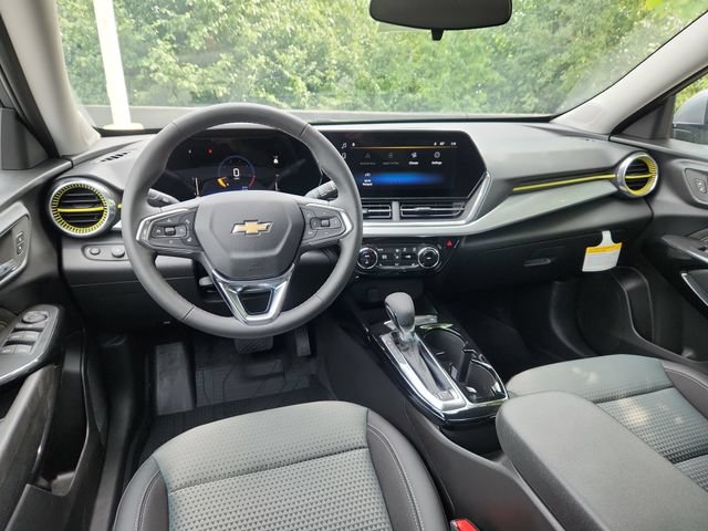 New 2026 Chevrolet Trax LT w/ Driver Confidence Package FWD image 20