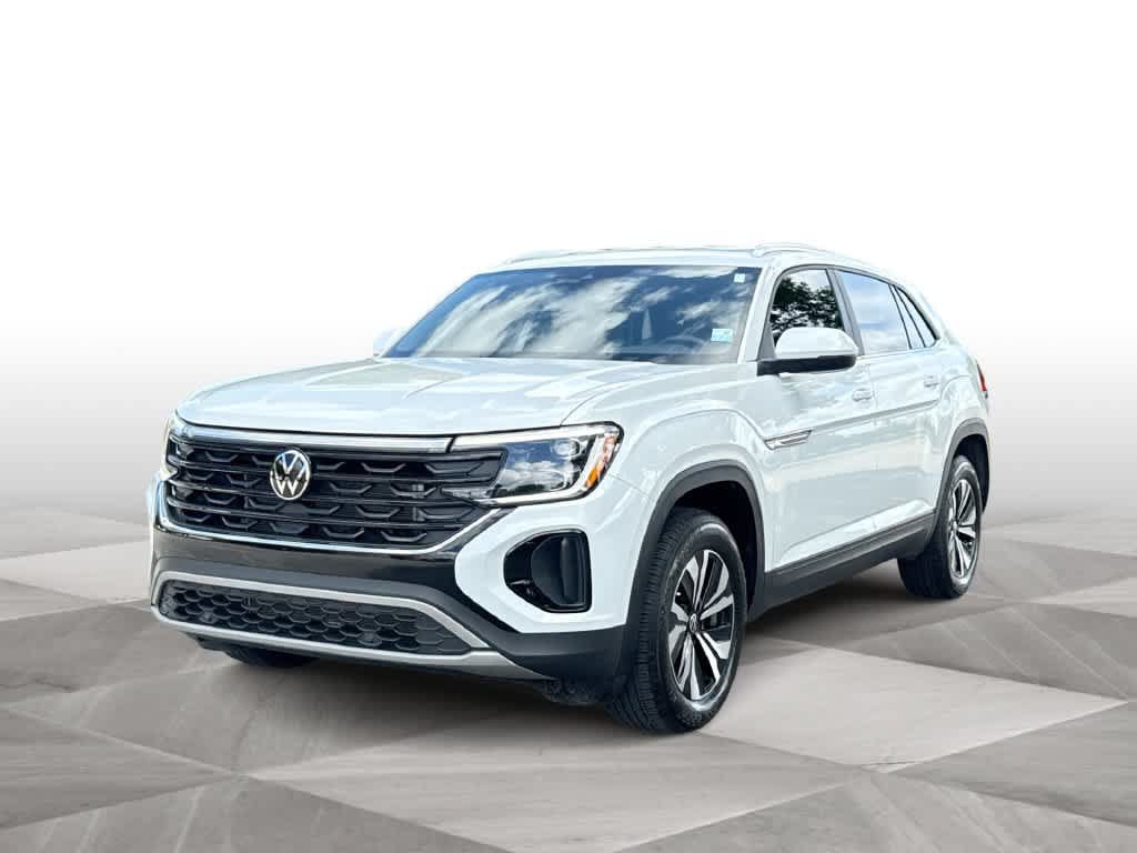 Certified 2025 Volkswagen Atlas Cross Sport SE FWD image 4