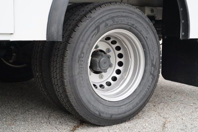 Used 2023 Mercedes-Benz Sprinter 3500 image 13