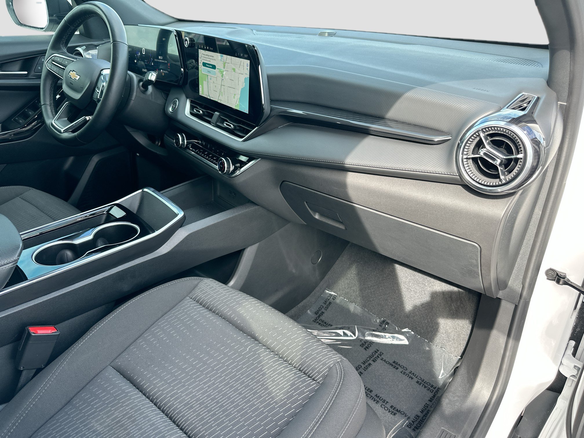Used 2025 Chevrolet Equinox LT FWD image 29