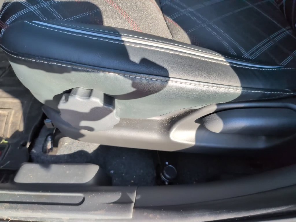 Used 2024 Mitsubishi Mirage FWD image 16