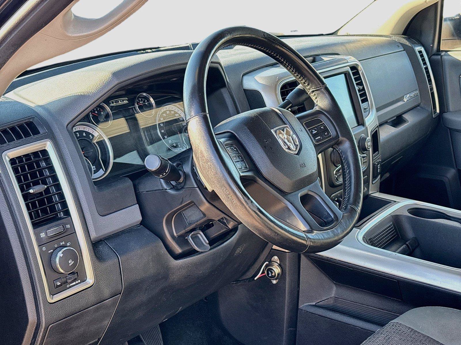 Used 2016 RAM 3500 Big Horn AWD/4WD image 23