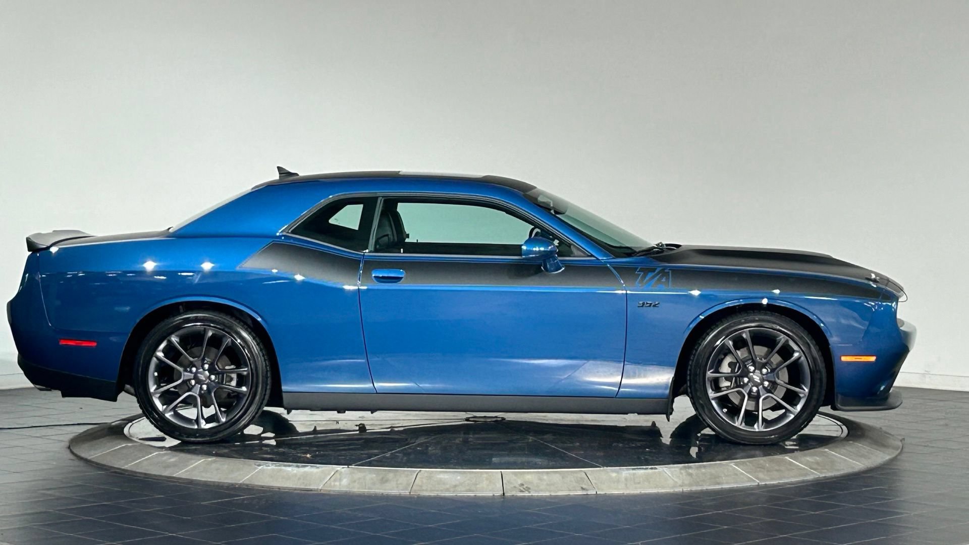 Used 2023 Dodge Challenger R/T w/ T/A Package RWD image 11