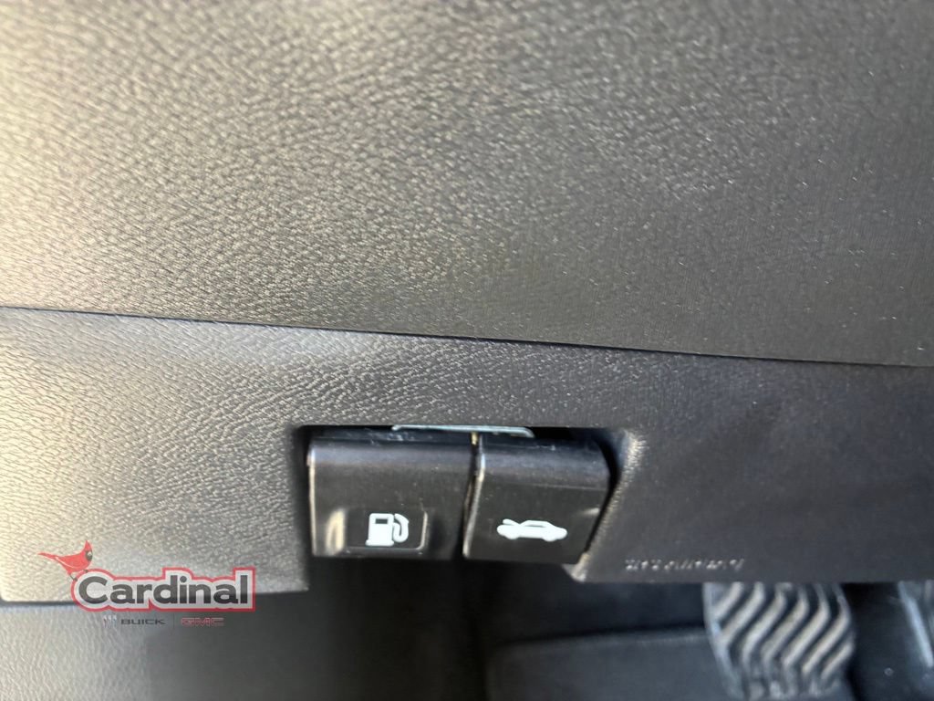 Used 2024 Nissan Kicks SV FWD image 10