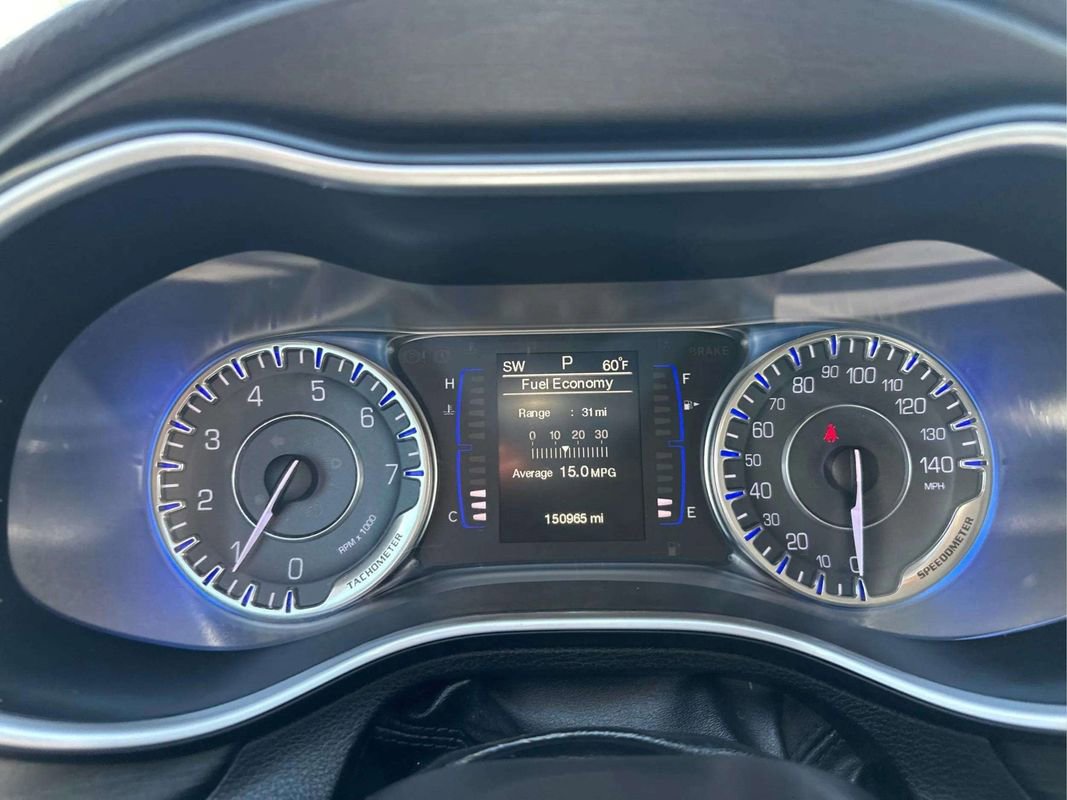 Used 2015 Chrysler 200 Limited w/ Convenience Group FWD image 24