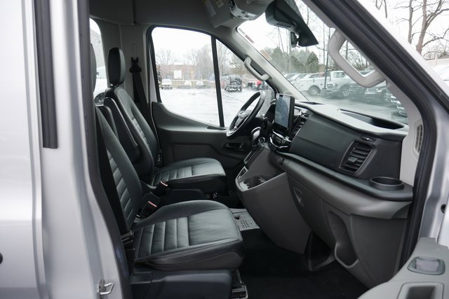 Used 2023 Ford Transit 350 XLT image 23