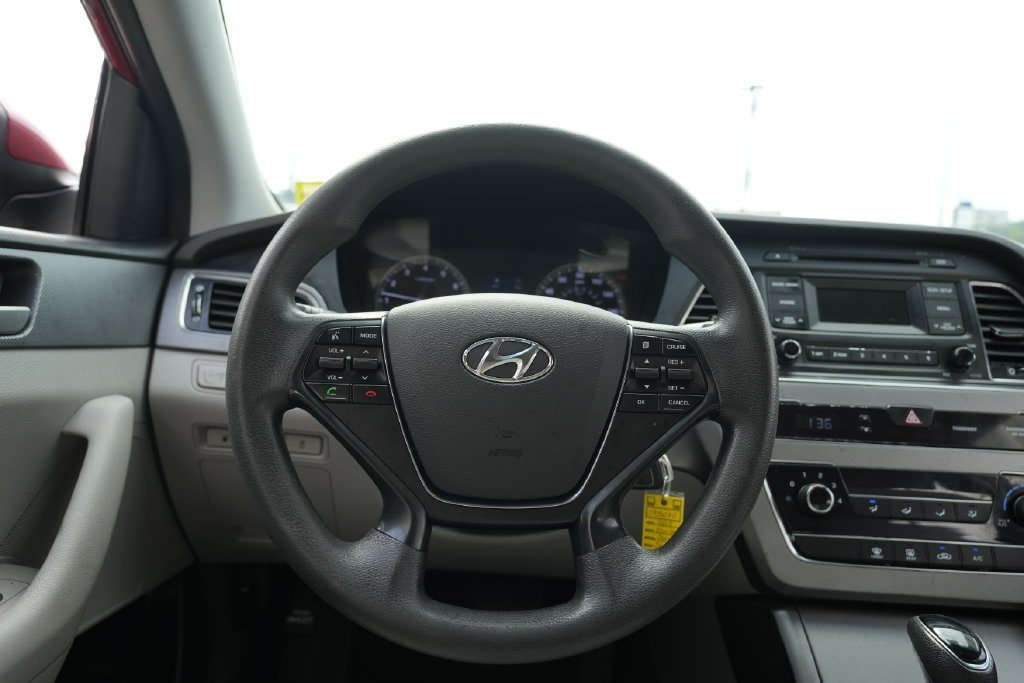 Used 2017 Hyundai Sonata SE FWD image 40