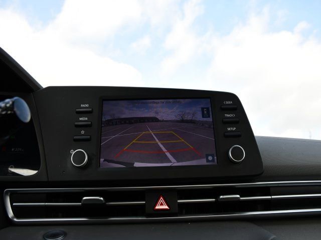 Used 2022 Hyundai Elantra SEL w/ Preferred Accessory Package FWD image 12