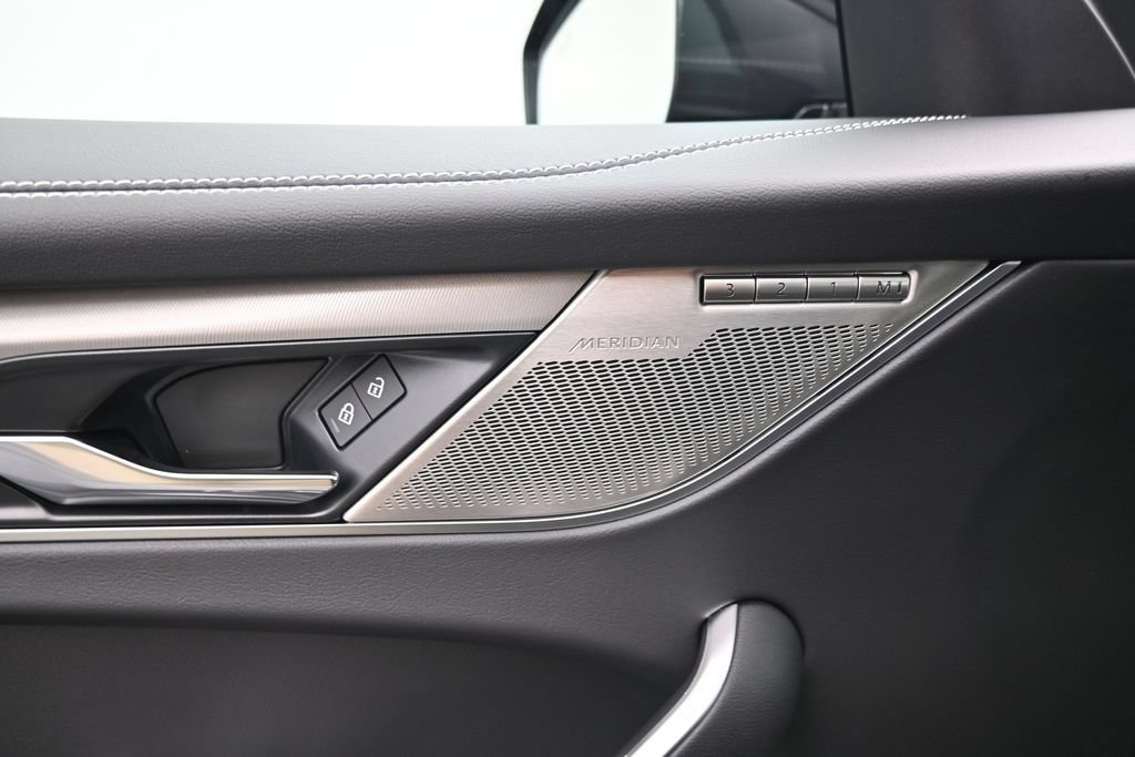 New 2026 Jaguar F-PACE R-Dynamic S AWD/4WD image 21