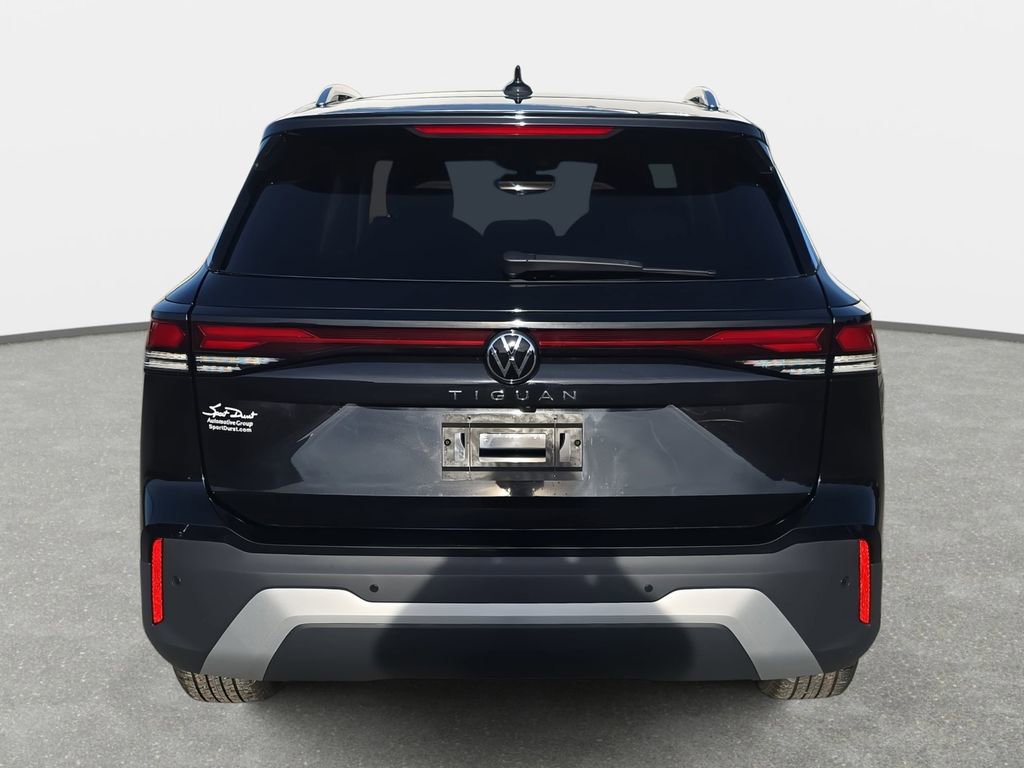 New 2026 Volkswagen Tiguan S FWD image 6