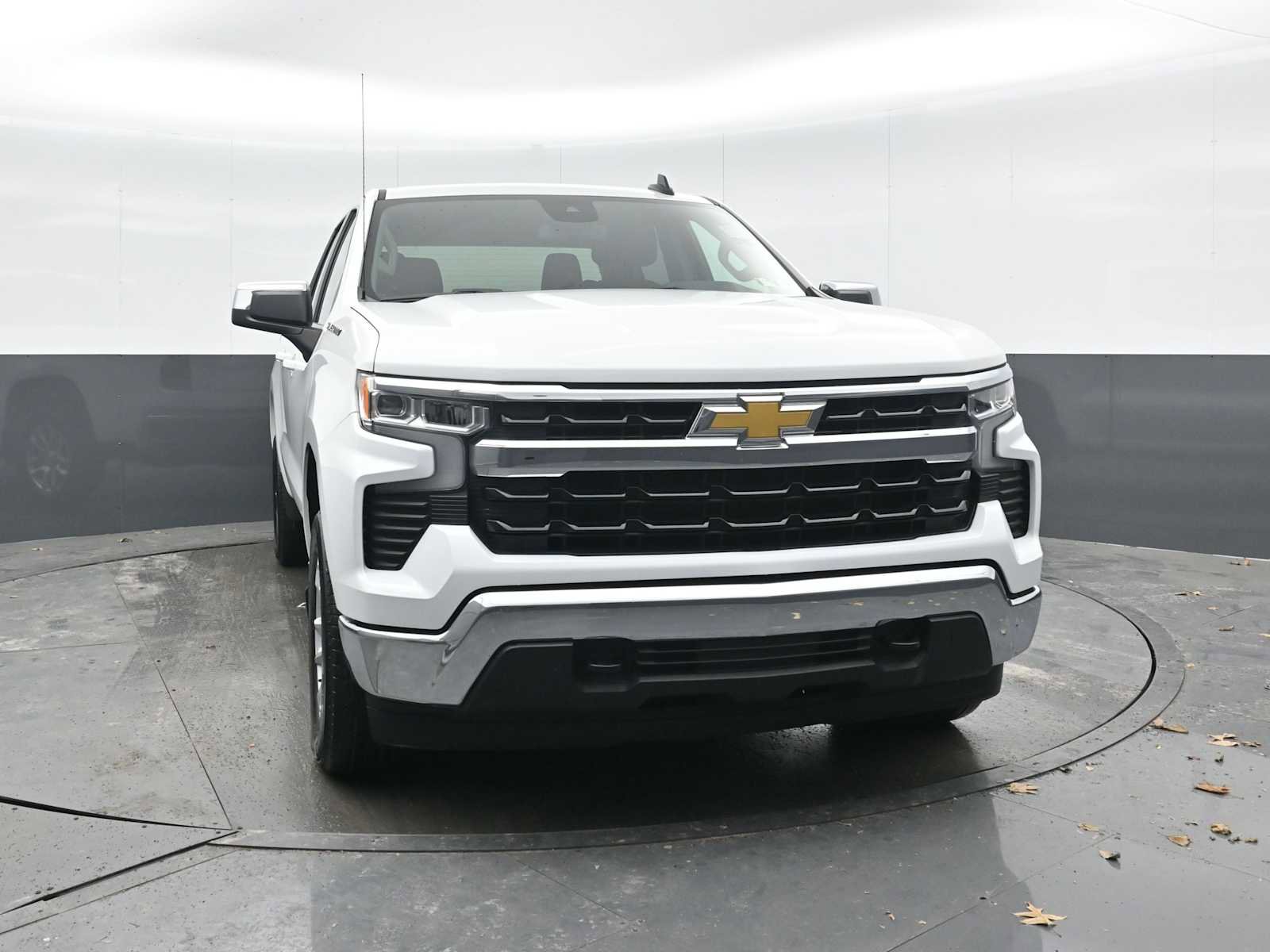 Used 2022 Chevrolet Silverado 1500 LT image 6