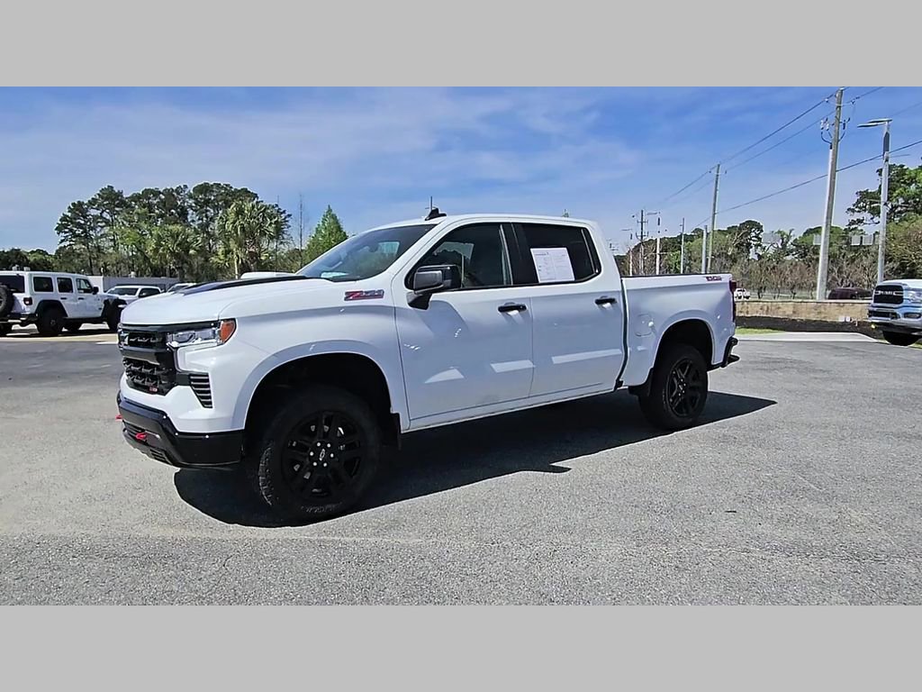 Used 2025 Chevrolet Silverado 1500 LT Trail Boss w/ Convenience Package II image 27