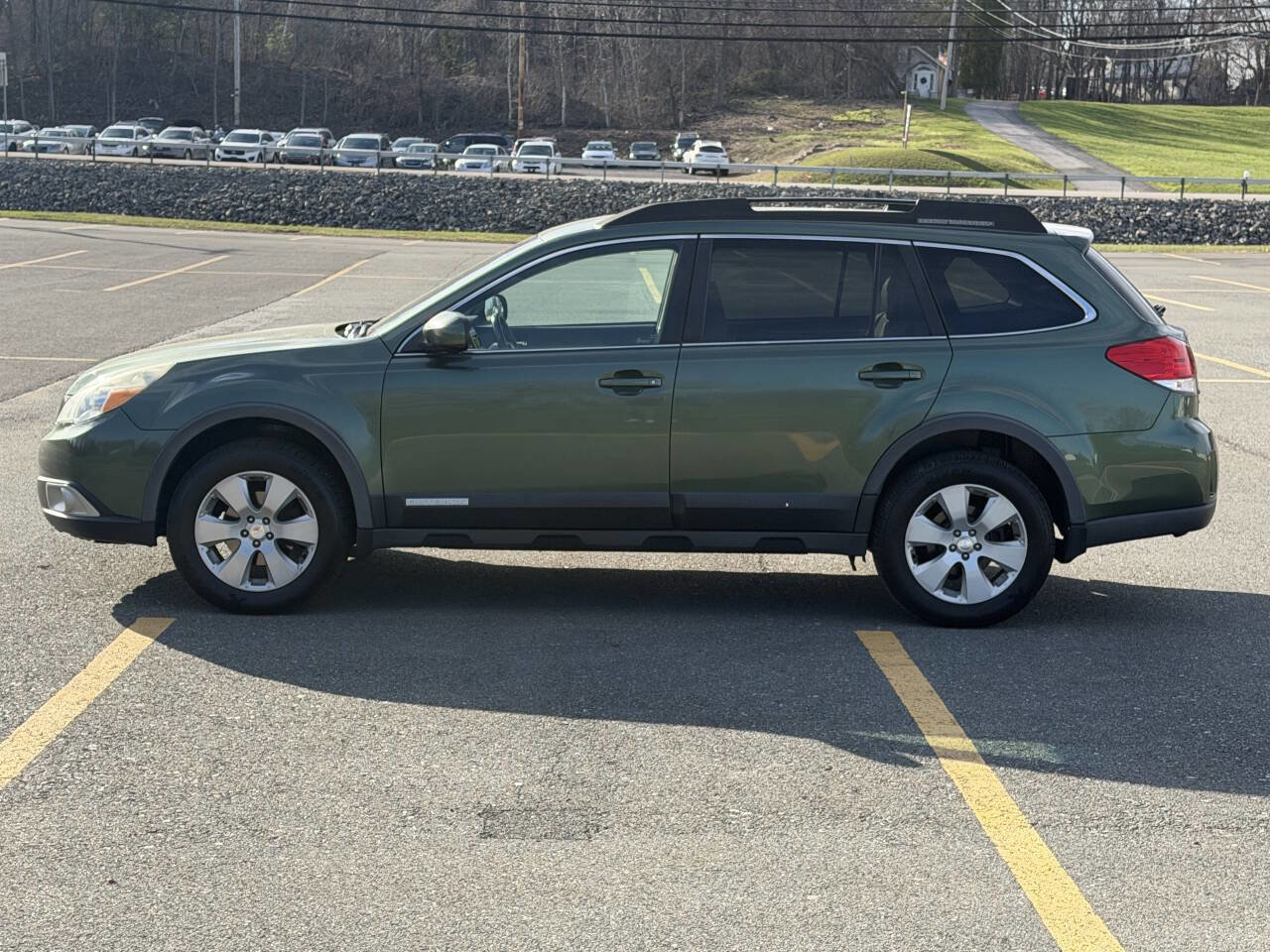 Used 2012 Subaru Outback 2.5i Premium w/ All-Weather Pkg image 8