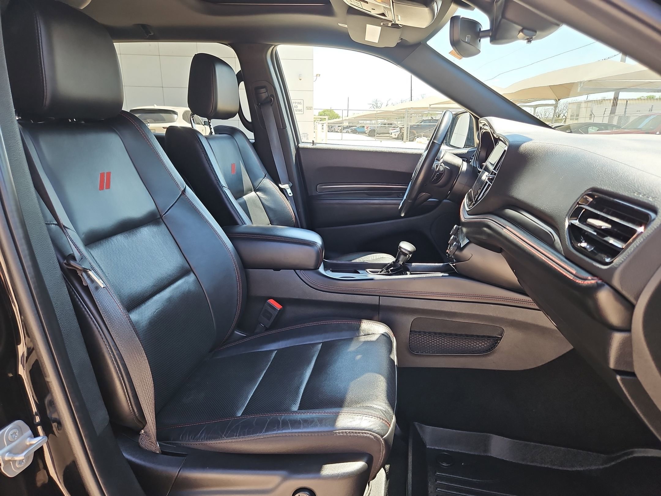 Used 2023 Dodge Durango GT image 31