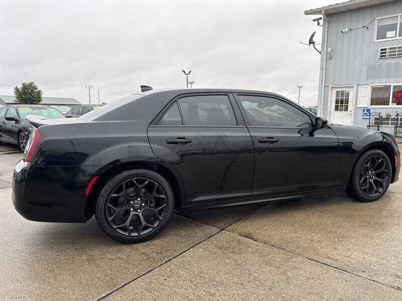 Used 2020 Chrysler 300 S image 8