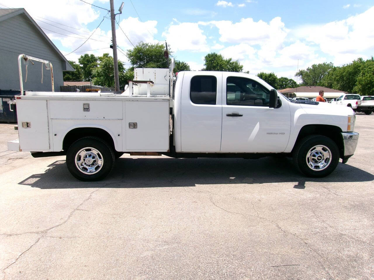 Used 2012 Chevrolet Silverado 2500 W/T AWD/4WD image 8