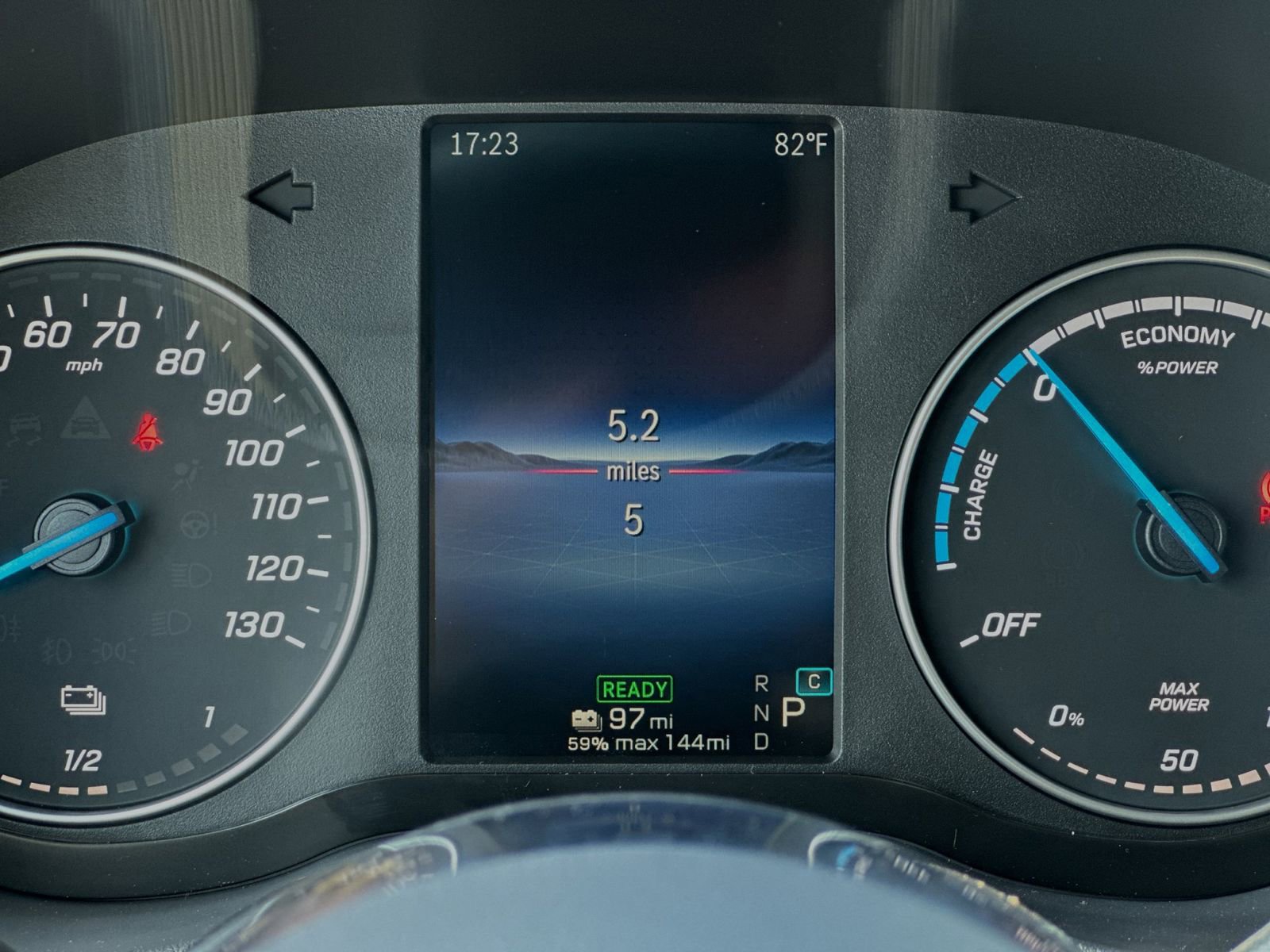 New 2024 Mercedes-Benz eSprinter 170 Cargo image 29