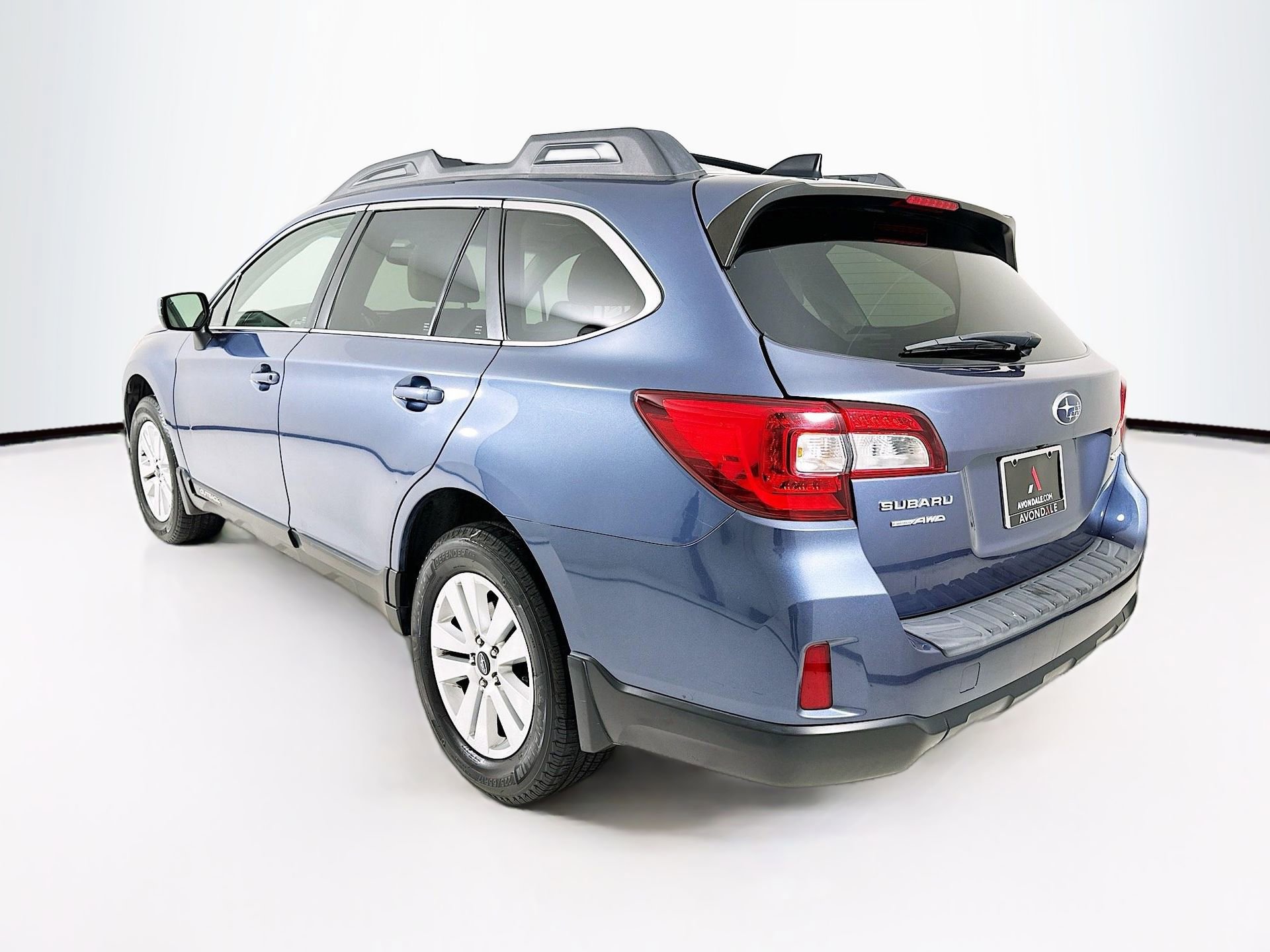 Used 2016 Subaru Outback 2.5i Premium AWD/4WD image 6